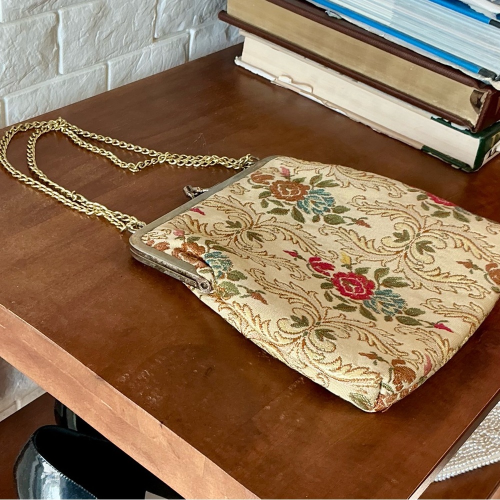 Vintage 50s 60s La Regale Floral Tapestry Brocade Fabric Bag + Gold Chain Strap - Picture 14 of 17
